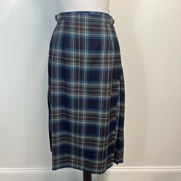O'Neil of Dublin Wrap Skirt Women's Size 10 Blue Brown Plaid Wool Pleated Fringe - Picture 2 of 11